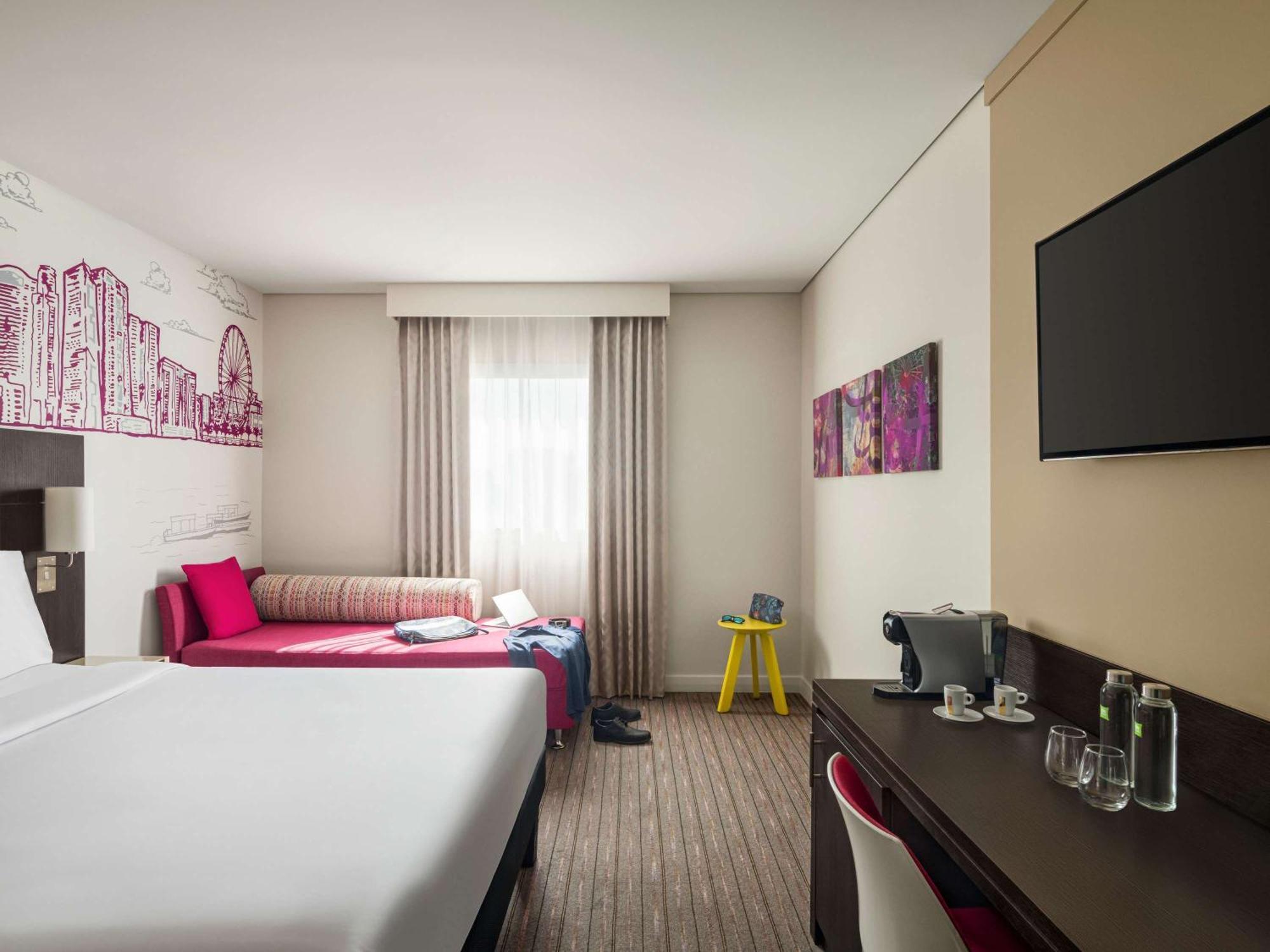 Ibis Styles Sharjah Hotel Exterior photo