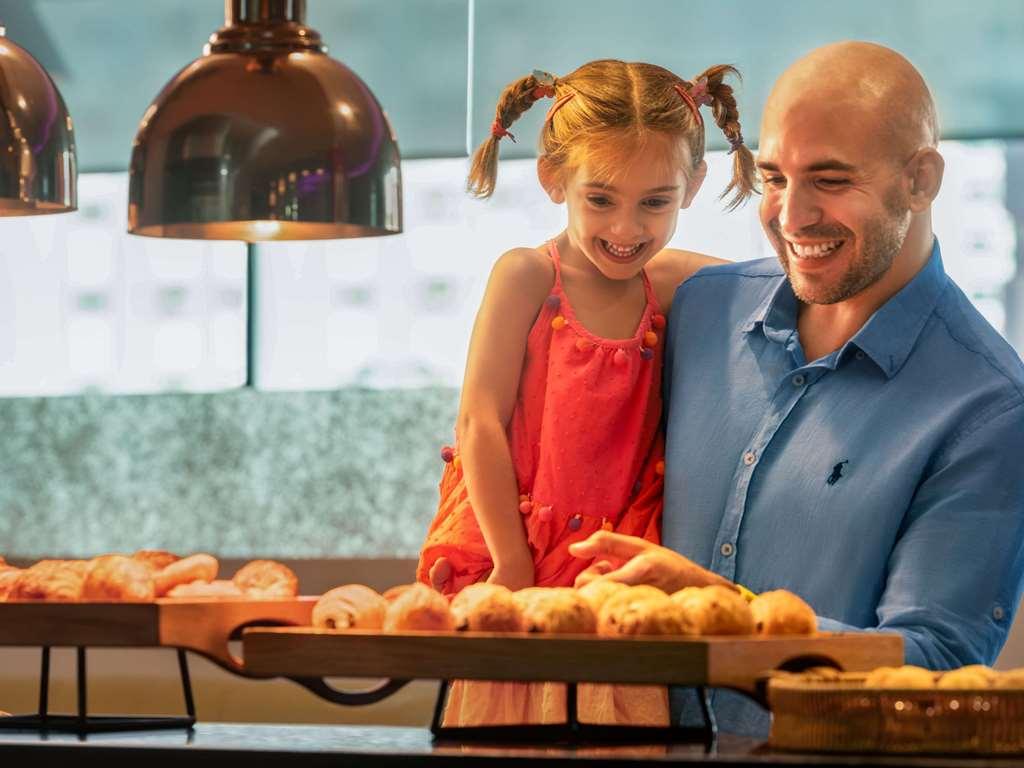Ibis Styles Sharjah Hotel Restaurant photo